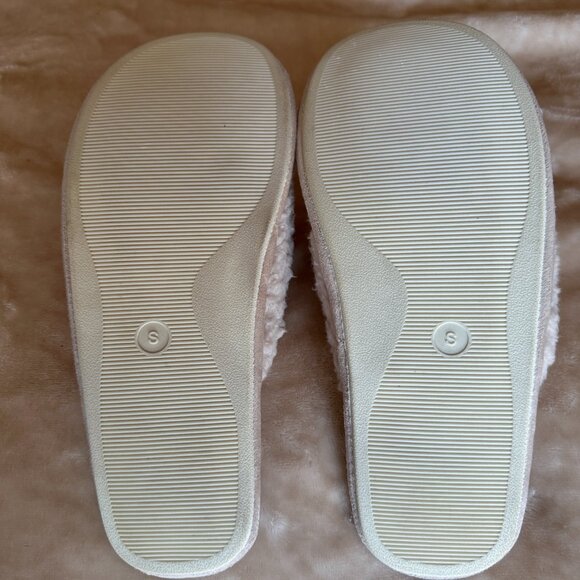 Pottery Barn Teddy Bear Knee Length Robe and Slippers Set Size Small - Picture 8 of 10